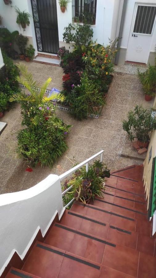 Apartamento Con Azotea Privada Para Parejas Y Familias 科尼尔-德拉弗龙特拉 外观 照片